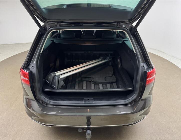 Volkswagen Passat 52