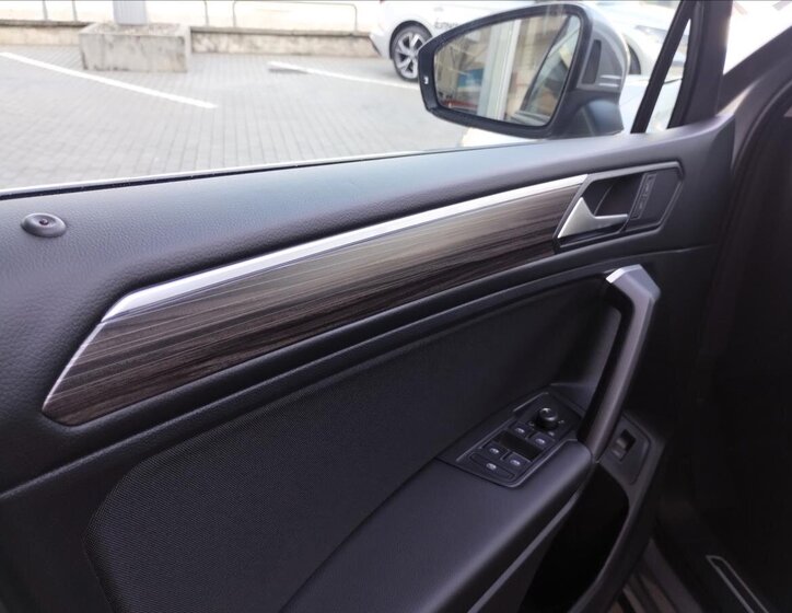 Volkswagen Tiguan Allspace SUV / Terénní 2,0 l 110 kw