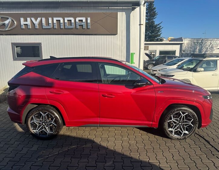 Hyundai Tucson SUV 1,6 l 110 kw