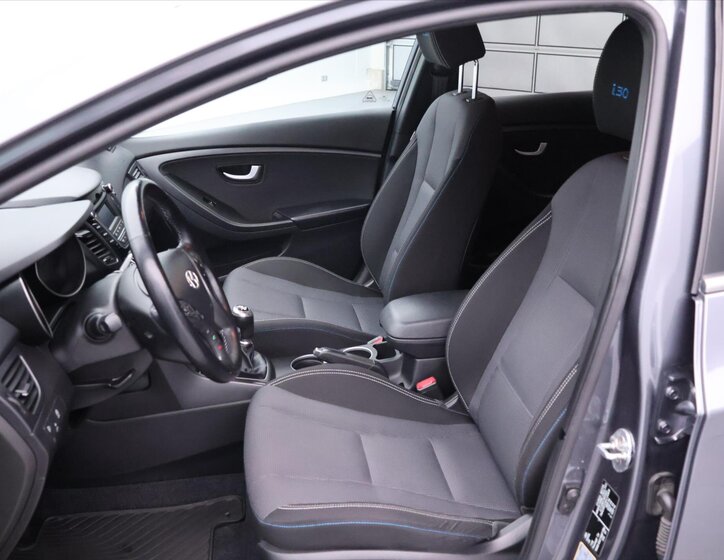 Hyundai i30 Kombi 1,6 l 99 kw