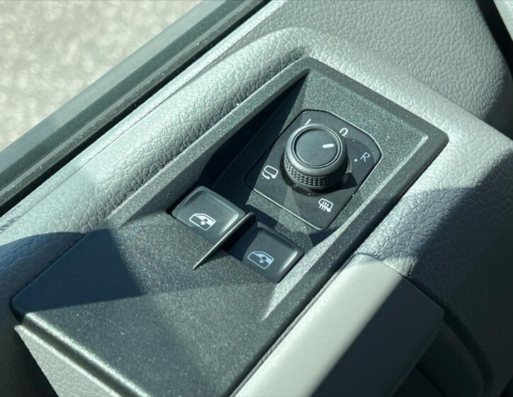 Volkswagen Crafter Skříň 2,0 l 130 kw