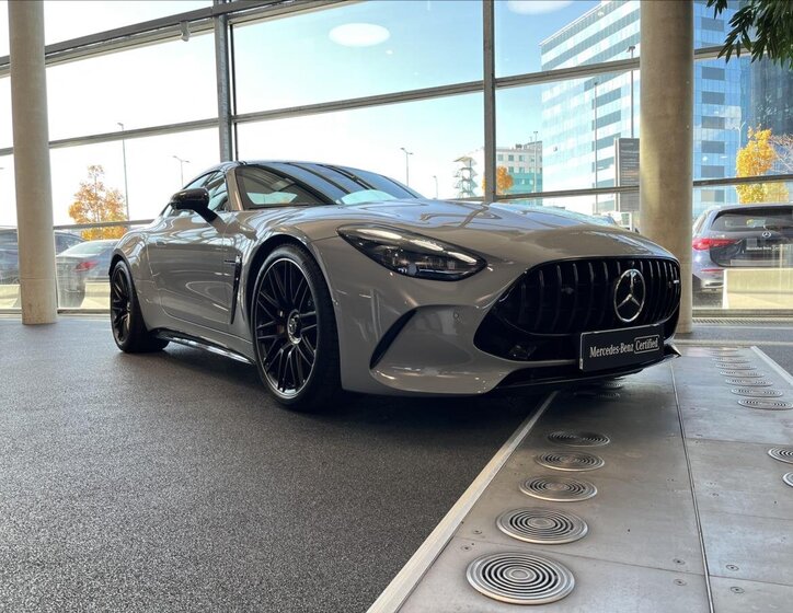 Mercedes-Benz AMG GT Kupé 4,0 l 430 kw