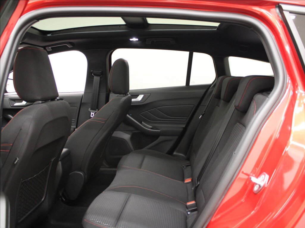 Ford Focus Kombi 999,0 114 kw