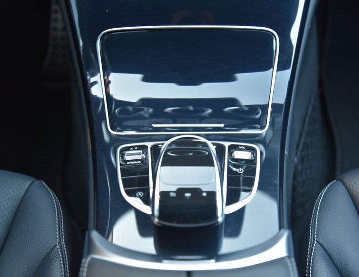 Mercedes-Benz Třídy C Sedan / Limuzína 2,1 l 125 kw