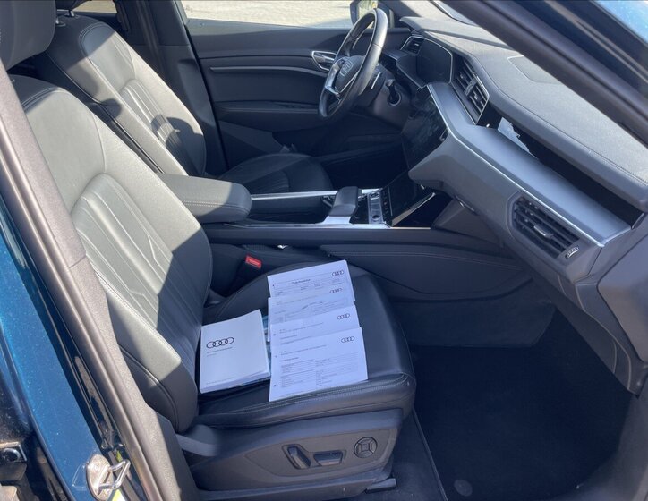 Audi e-tron Kombi 0,0 300 kw