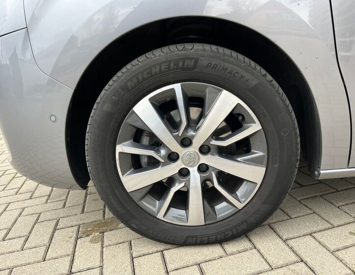 Toyota ProAce Verso 25