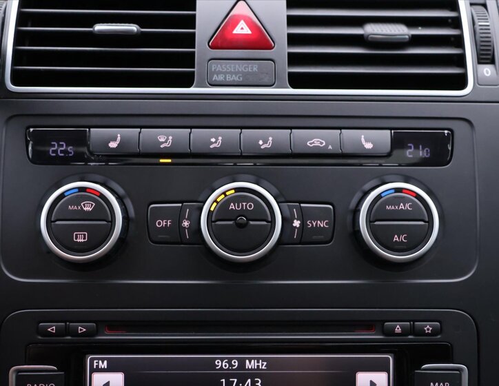 Volkswagen Touran 27