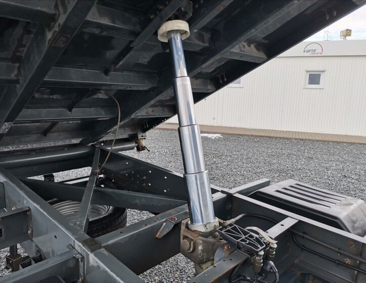 Iveco Daily Sklápěč 3,0 l 132 kw