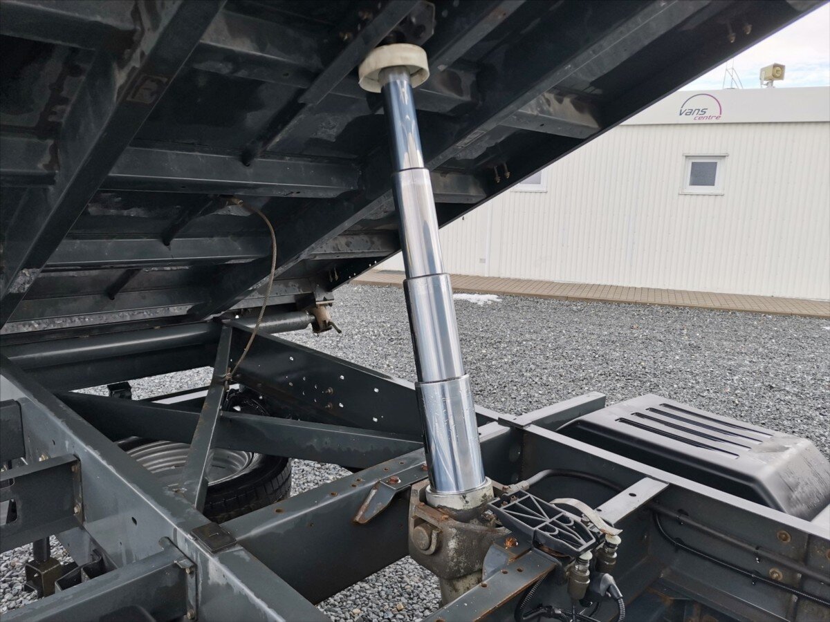 Iveco Daily Sklápěč 3,0 l 132 kw