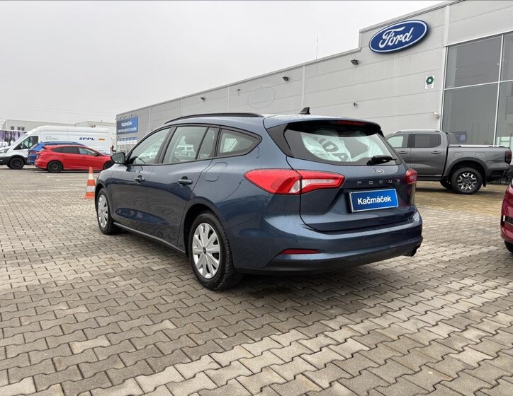 Ford Focus Kombi 999,0 92 kw