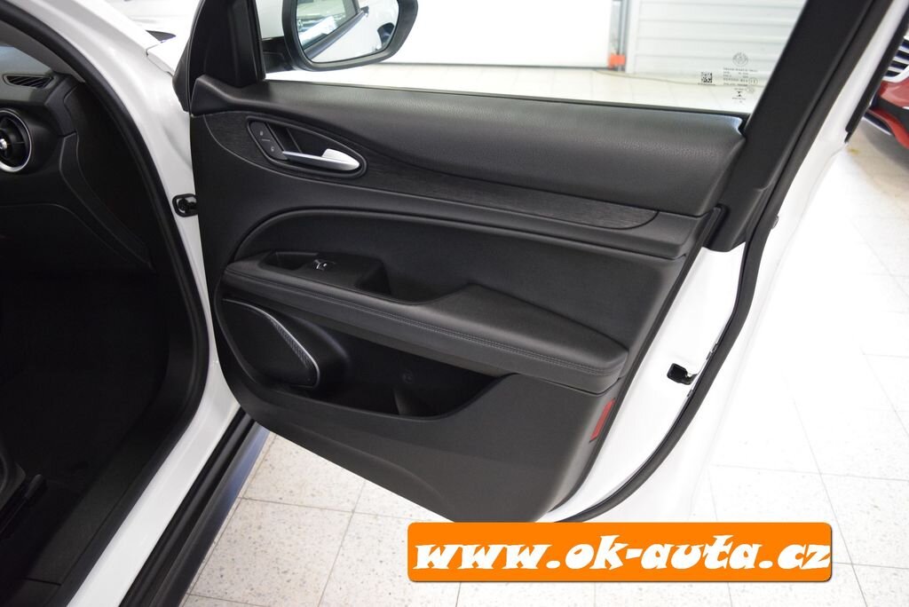 Alfa Romeo Stelvio SUV 0,0 140 kw