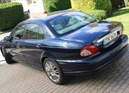 Jaguar X-Type 10