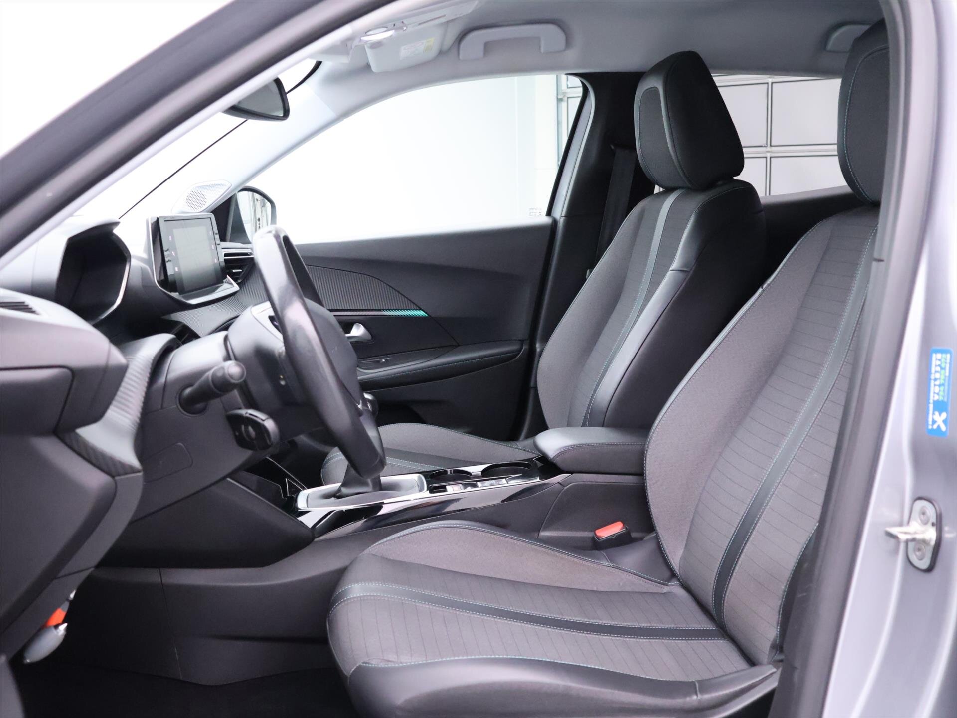 Peugeot 2008 SUV 1,2 l 74 kw