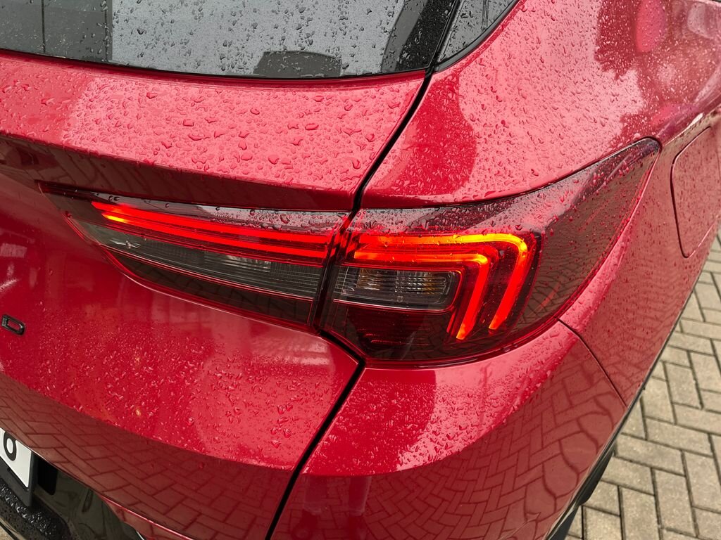 Opel Grandland SUV 1,2 l 96 kw