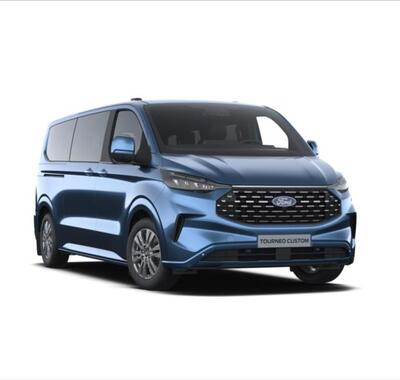 Ford Tourneo Custom 1