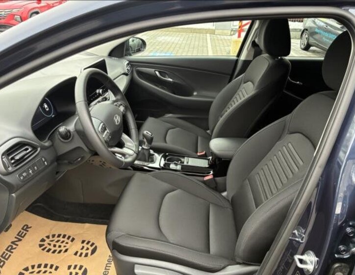 Hyundai i30 Liftback 1,5 l 103 kw