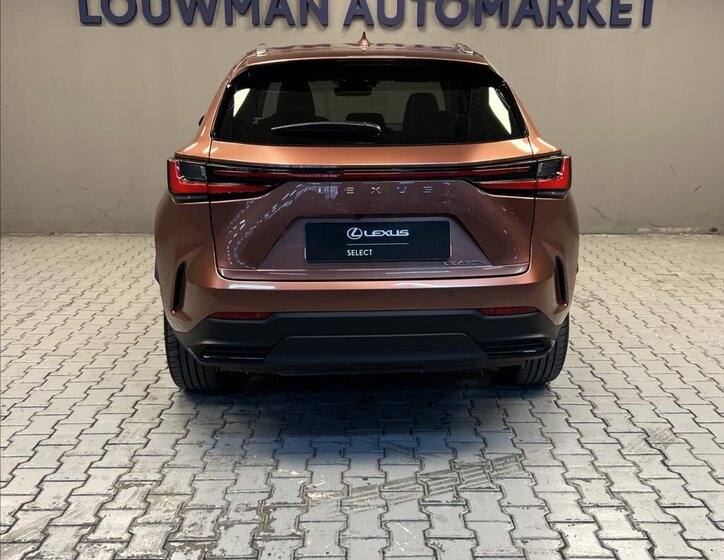 Lexus NX 450h plus SUV / Terénní 2,5 l 227 kw