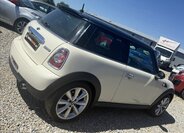 Mini Cooper Hatchback 1,6 l 90 kw