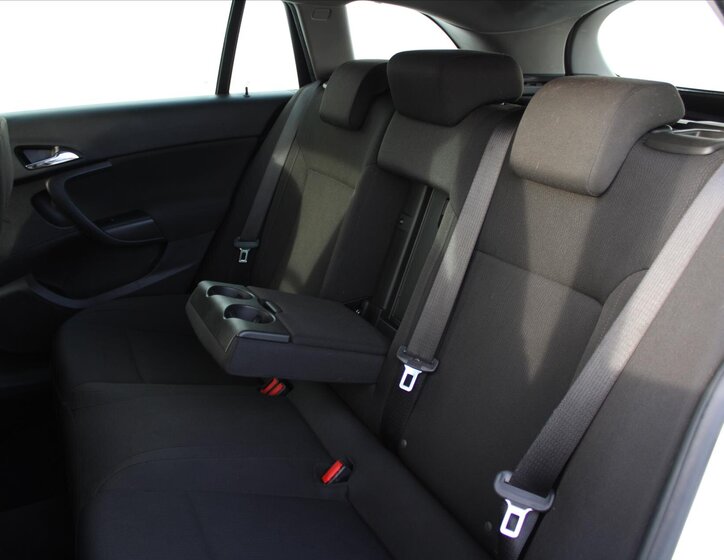 Opel Insignia Kombi 2,0 l 96 kw