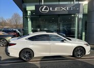 Lexus ES 300h Sedan 2,5 l 160 kw
