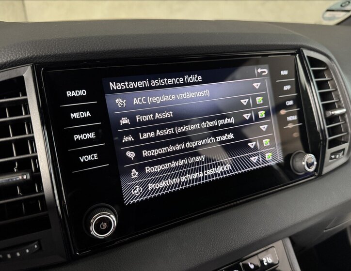 Škoda Karoq SUV / Terénní 2,0 l 110 kw