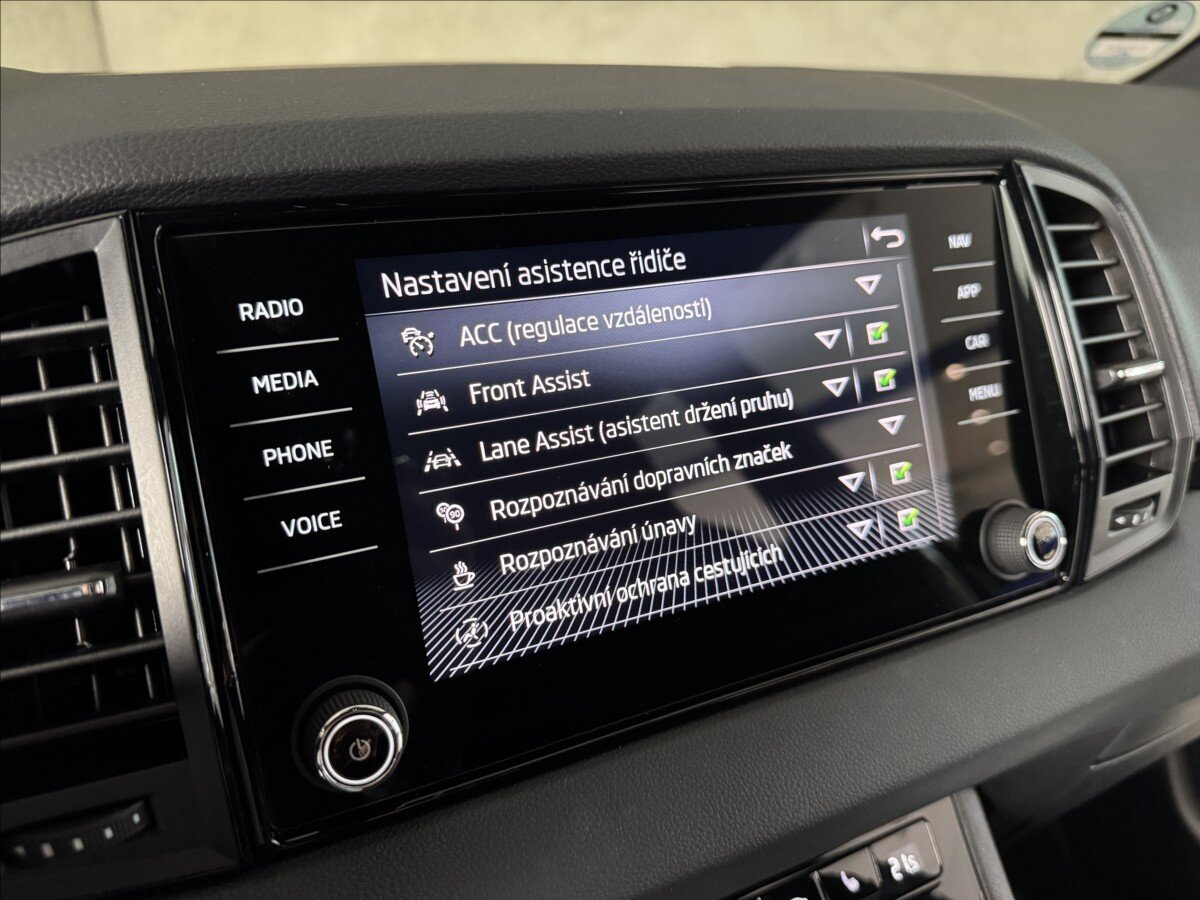 Škoda Karoq SUV / Terénní 2,0 l 110 kw