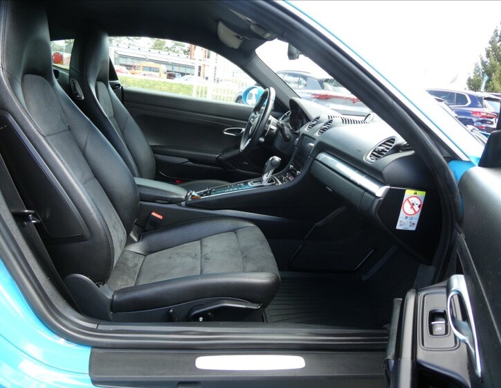 Porsche Cayman Kupé 2,5 l 257 kw