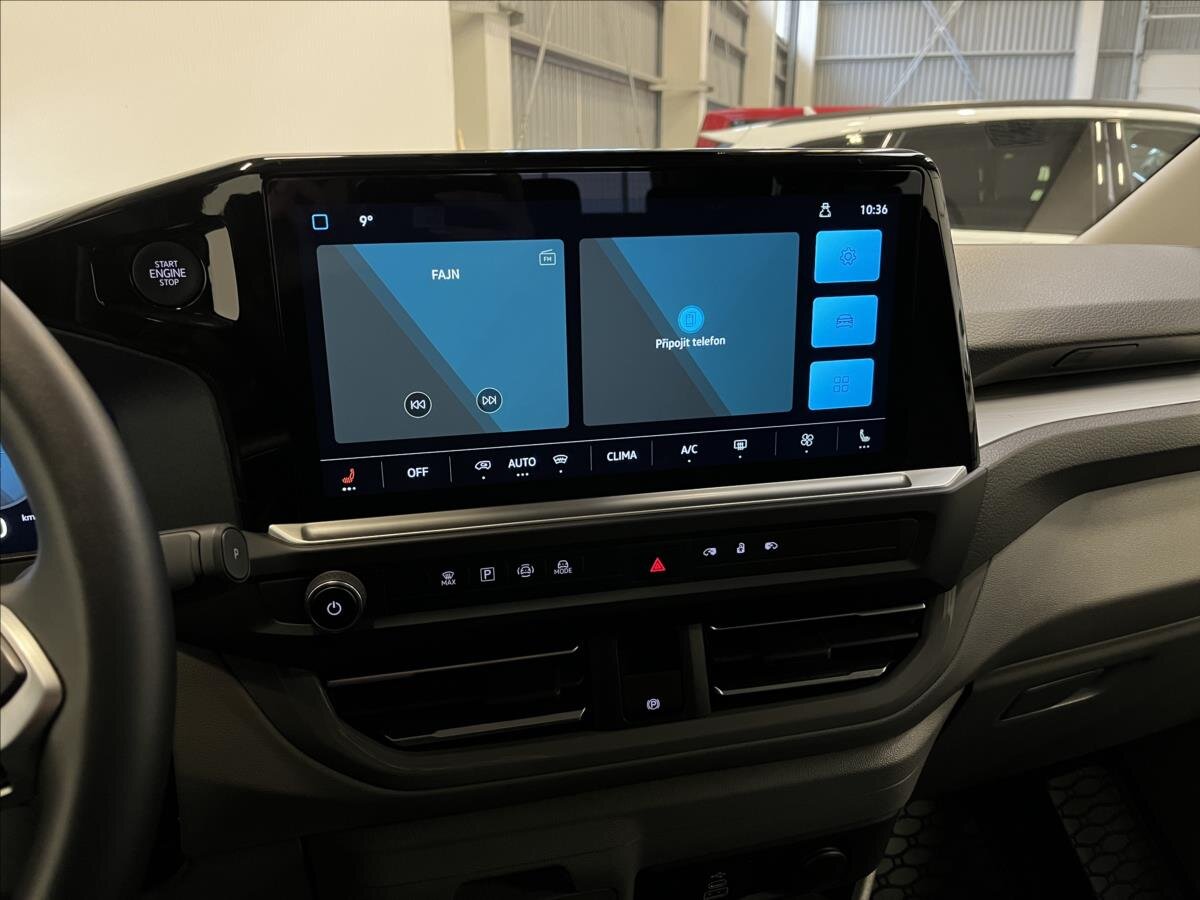 Volkswagen Caravelle Kombi 2,0 l 110 kw