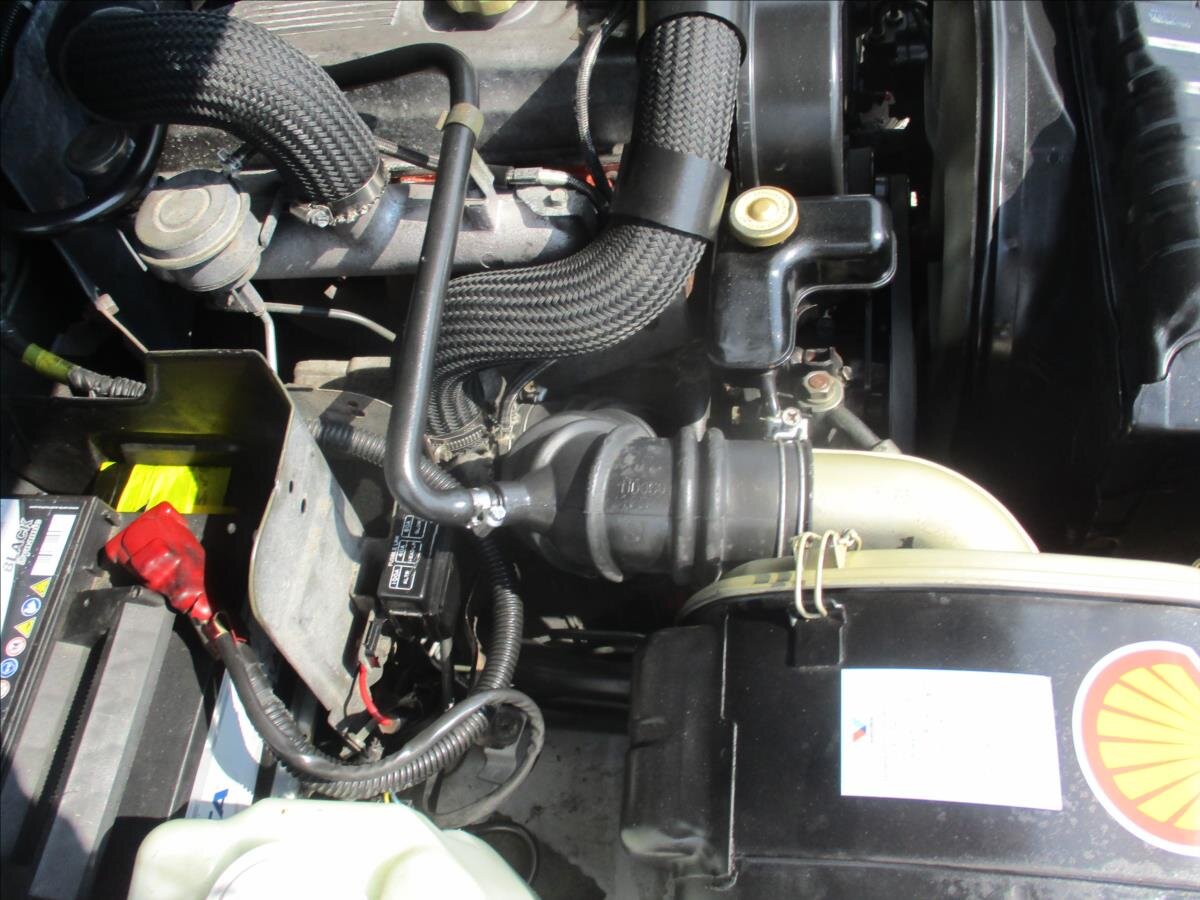 Mitsubishi Pajero SUV 2,5 l 70 kw