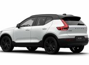 Volvo XC40 SUV / Terénní 2,0 l 145 kw
