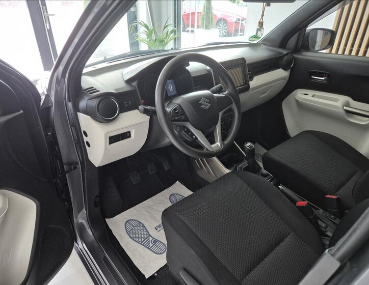 Suzuki Ignis Hatchback 1,2 l 66 kw