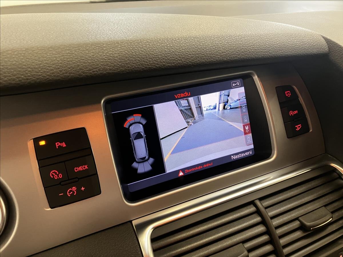 Audi Q7 SUV 3,0 l 180 kw