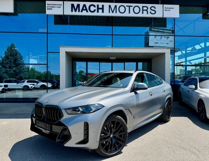 BMW X6 SUV / Terénní 4,4 l 210 kw