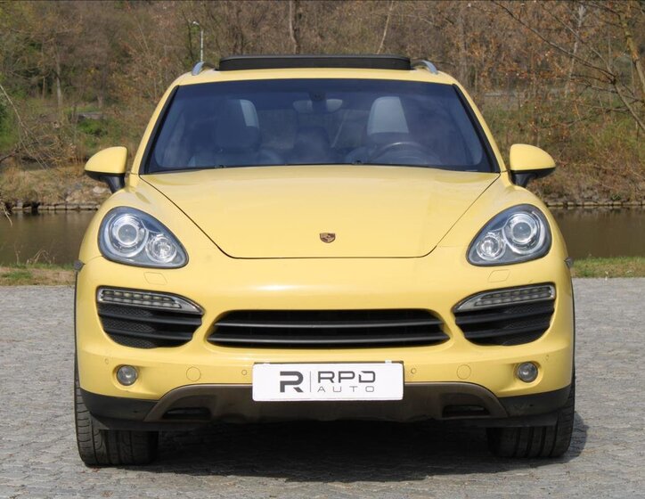 Porsche Cayenne SUV / Terénní 4,8 l 294 kw