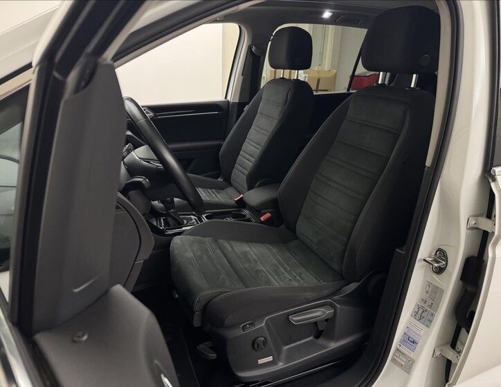 Volkswagen Touran 35