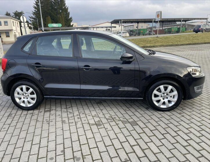 Volkswagen Polo 35