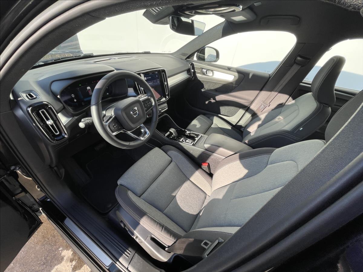 Volvo XC40 SUV 2,0 l 145 kw