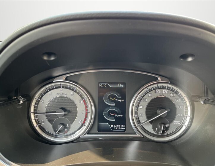 Suzuki Vitara SUV / Terénní 1,4 l 95 kw