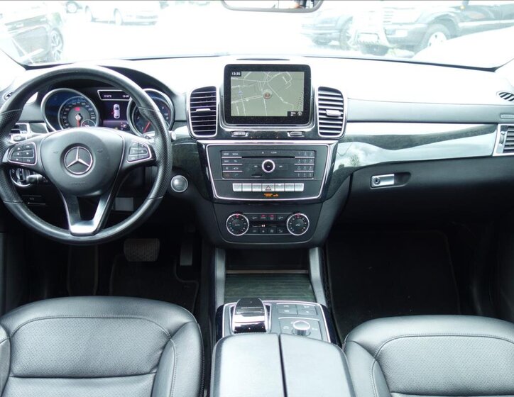 Mercedes-Benz GLE SUV / Terénní 3,0 l 190 kw