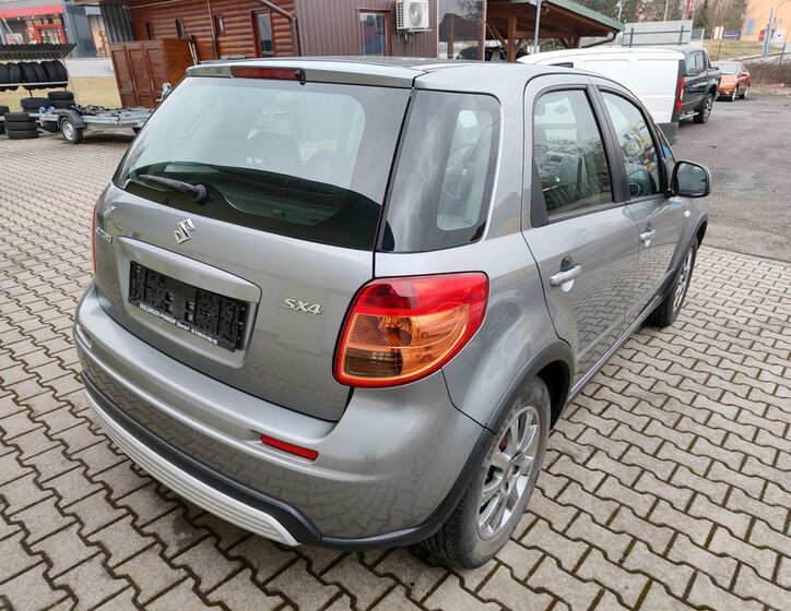 Suzuki SX4 4