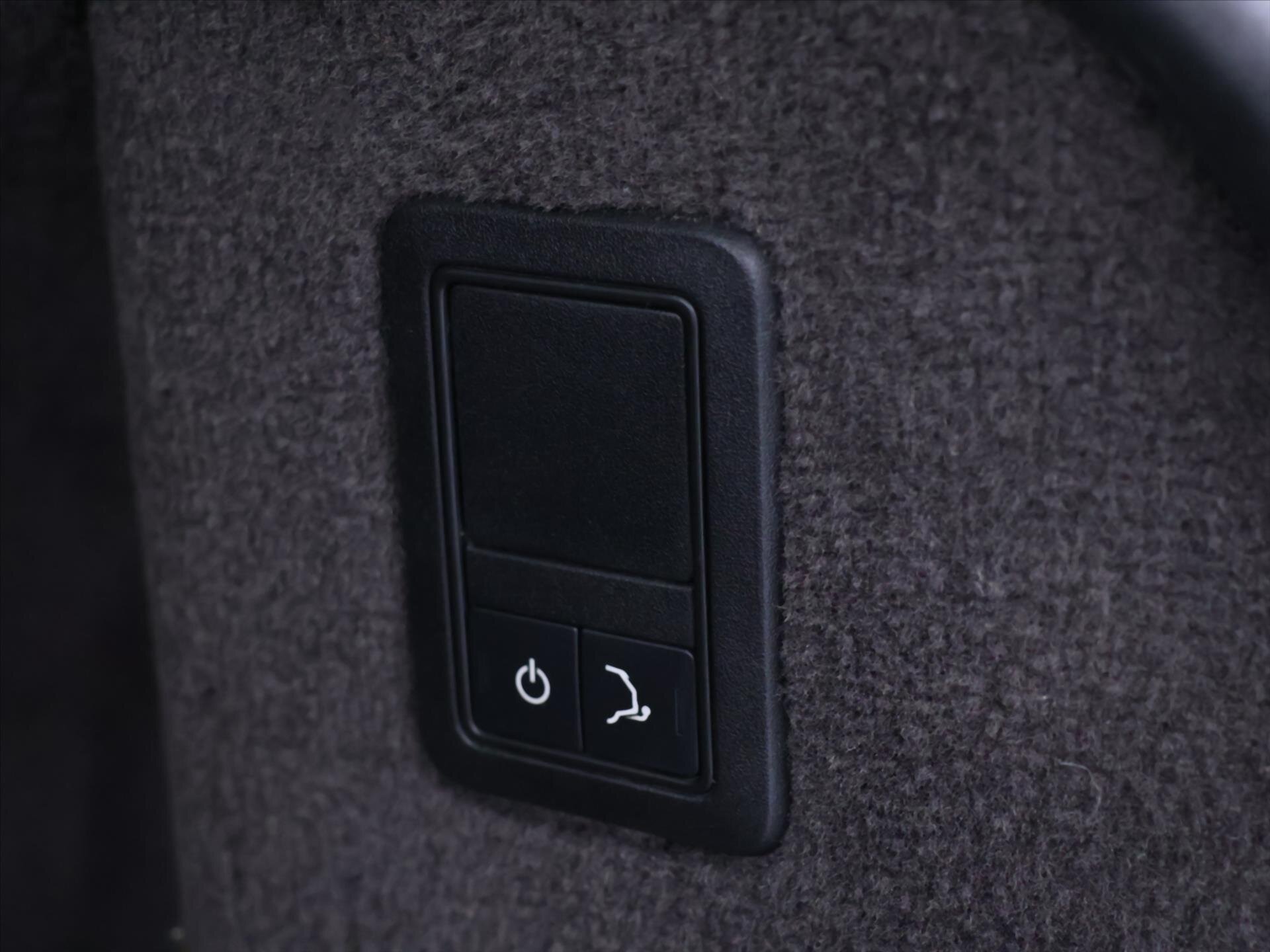 Land Rover Range Rover Sport SUV 3,0 l 215 kw