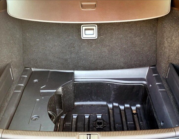 Volkswagen Passat Kombi 1,4 l 90 kw