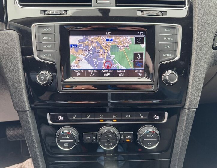 Volkswagen Golf Kombi 2,0 l 110 kw