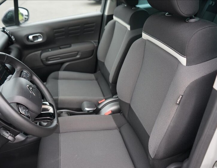 Citroën C3 Aircross SUV / Terénní 1,5 l 88 kw