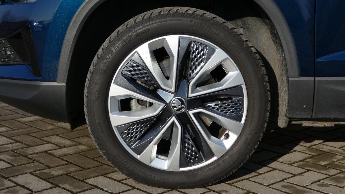 Škoda Karoq SUV / Terénní 1,5 l 110 kw