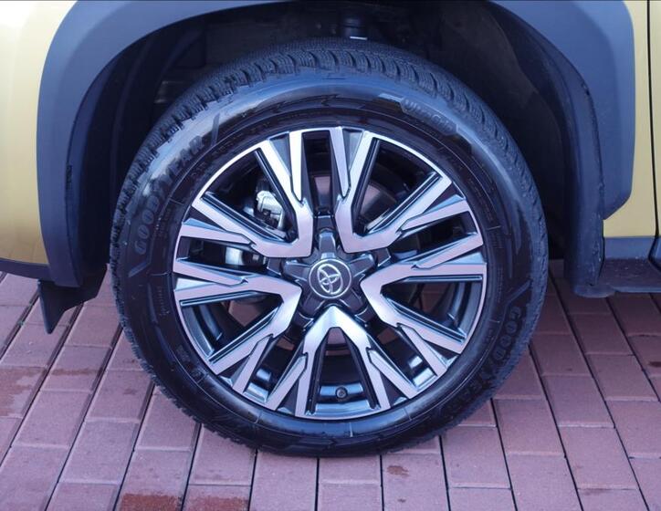 Toyota Yaris Cross 7