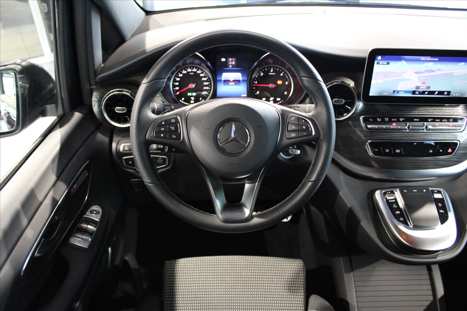 Mercedes-Benz Třídy V MPV 2,0 l 174 kw