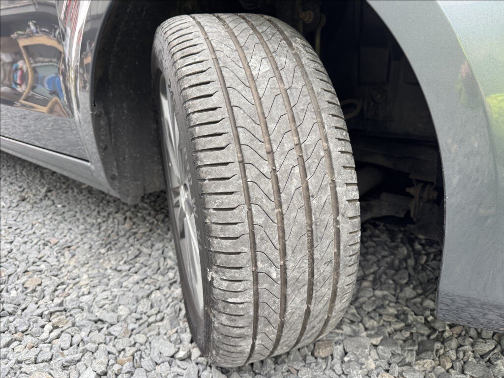 Mercedes-Benz Třídy V Kombi 2,1 l 120 kw