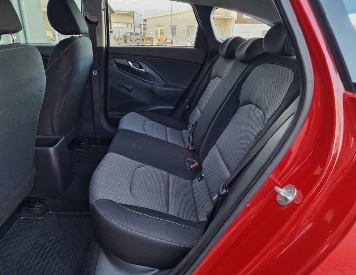 Hyundai i30 Kombi 998,0 88 kw