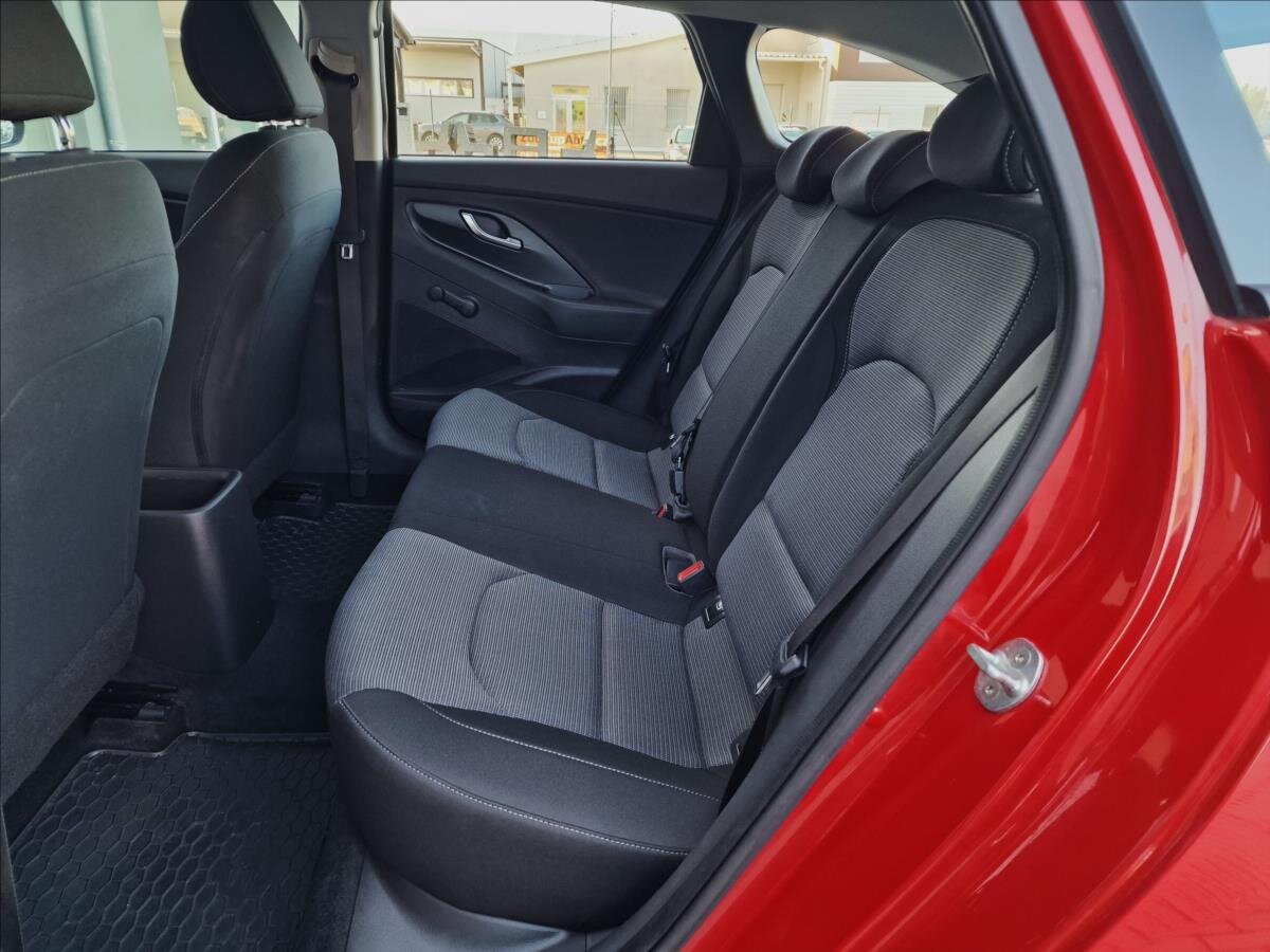 Hyundai i30 Kombi 998,0 88 kw